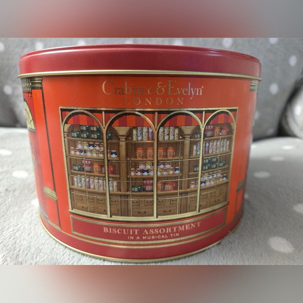 Crabtree and Evelyn Musical Tin